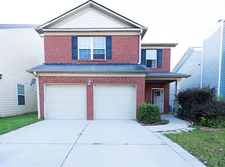 3690 Lakeside Walk Dr NW, Lilburn, GA 30047