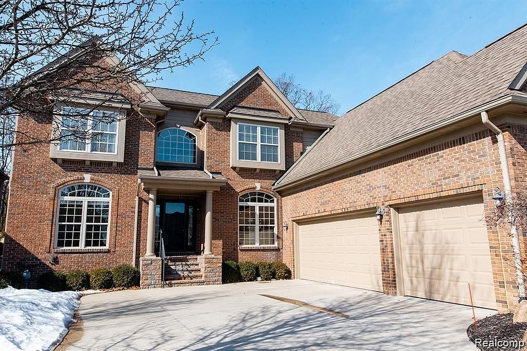 59465 Glacier Club Dr, Washington, MI 48094 Zillow