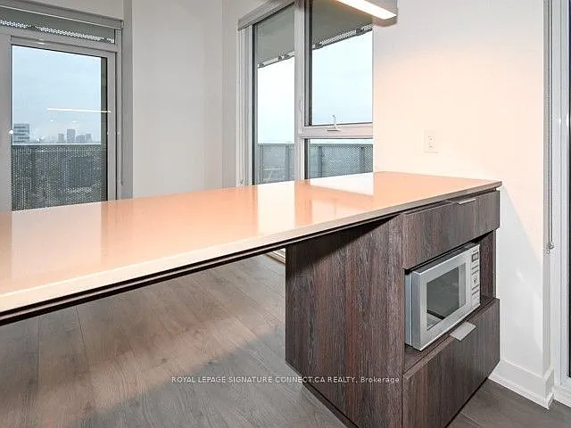 20 Richardson St #3510 — Photo 4