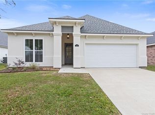113 Overhill Dr, Lake Charles, LA 70605
