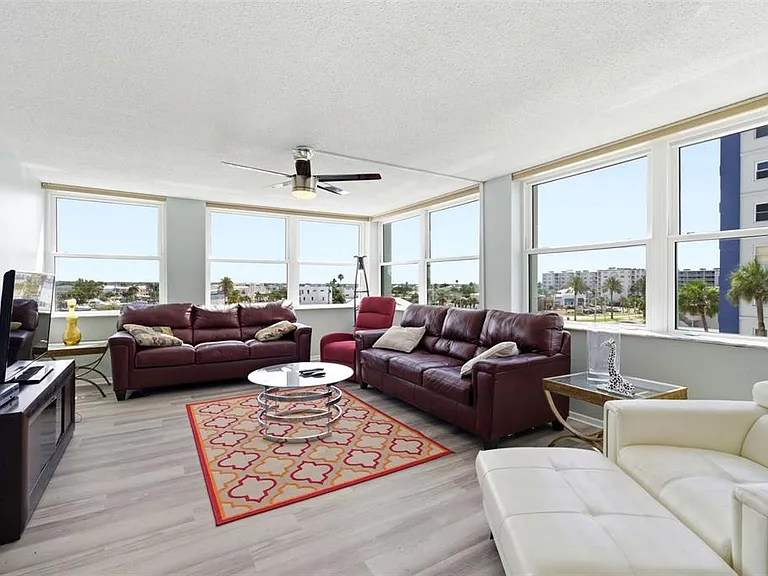17408 Gulf Blvd #403 — Photo 30