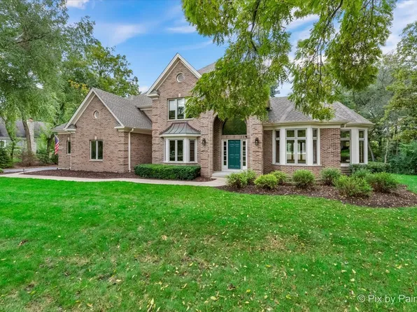 803 Bridle Ln, Cary, IL 60013