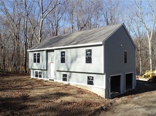12 Heath Spur, Ledyard, CT 06333