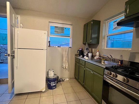 5th image of 7088 Yvonne Ct