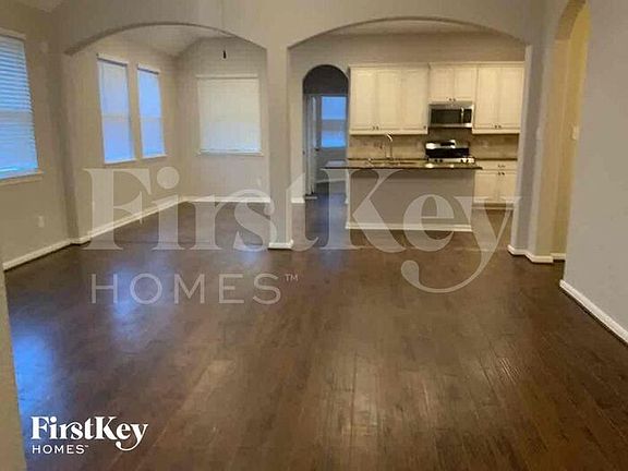 4th image of 8526 Lighthouse Lake Ln
