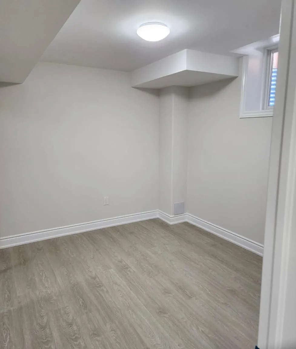 2 bed, $1,600 — Photo 2