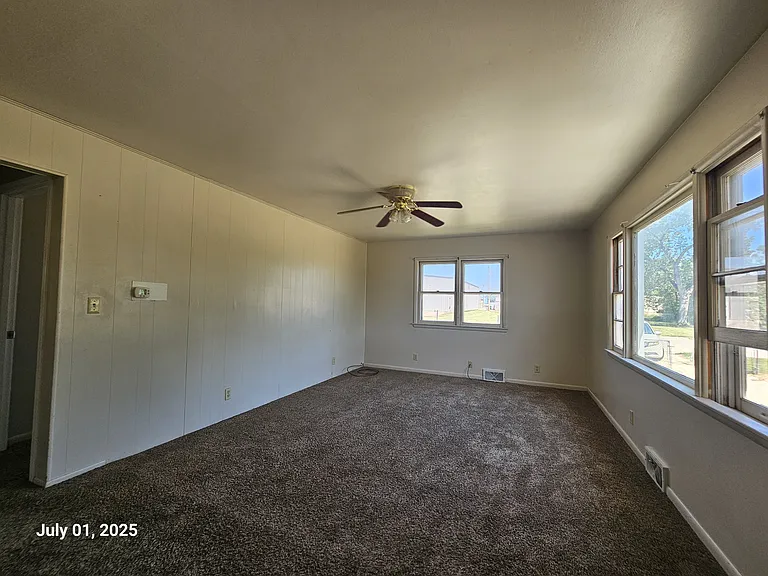 1215 E Saint Francis St — Photo 24