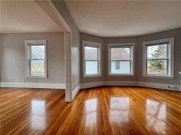 220 Summit Ave #2