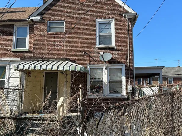 1072 Ironside Rd, Camden, NJ 08104