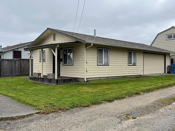 2nd image of 3305 R St