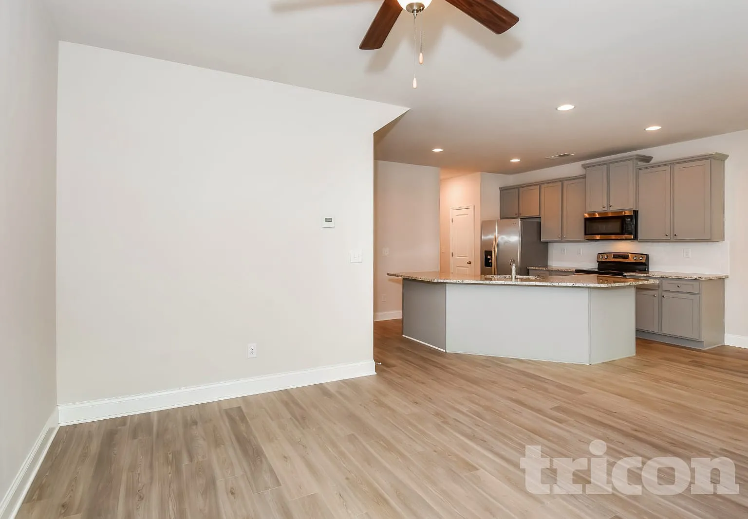 221 Ireland Ln Dallas GA — Photo 4