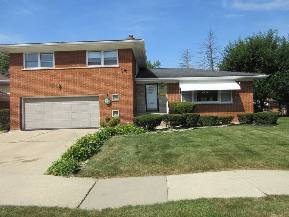 1st image of 16714 Claire Ln