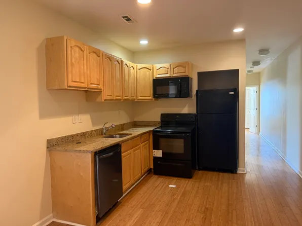 1928 W Diamond St, Philadelphia, PA