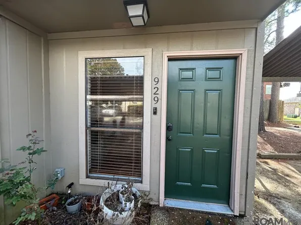 929 Ridgepoint Ct, Baton Rouge, LA 70810