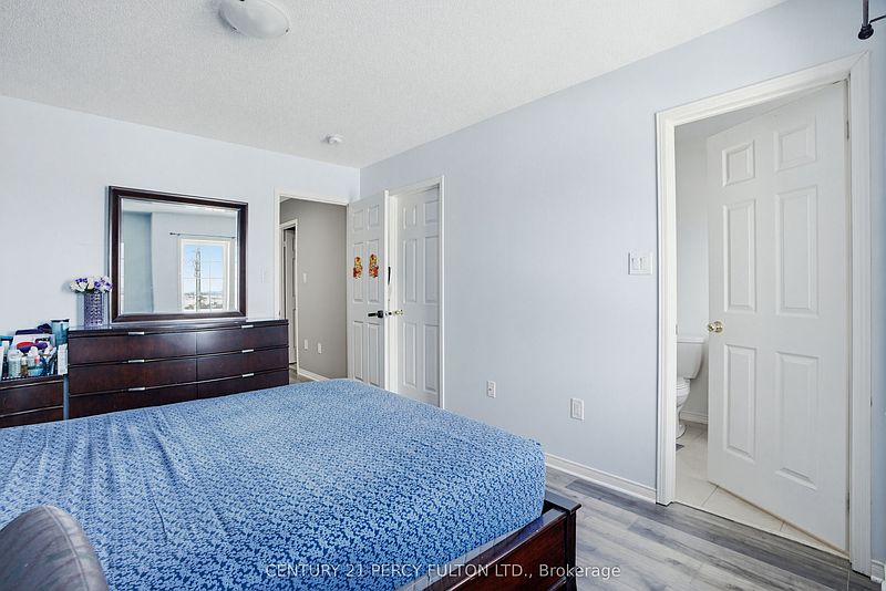 Ajax Townhouse for rent - 3 Bedrooms — photo 24