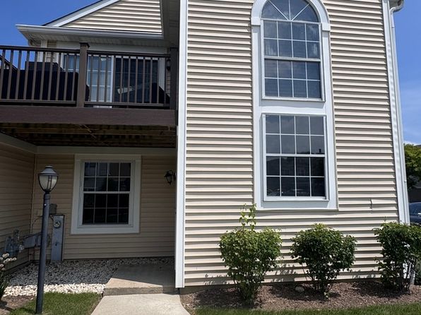 640 Le Parc Cir