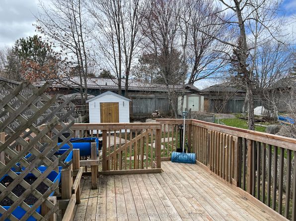 23 Blair St, North Bay, ON P1A 3V9
