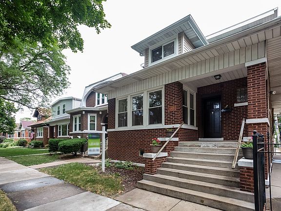 2nd image of 4819 N Kildare Ave
