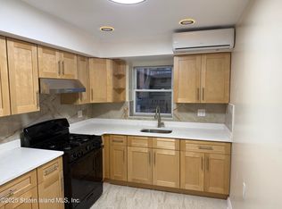 1121 E 55th St #1, Brooklyn, NY 11234