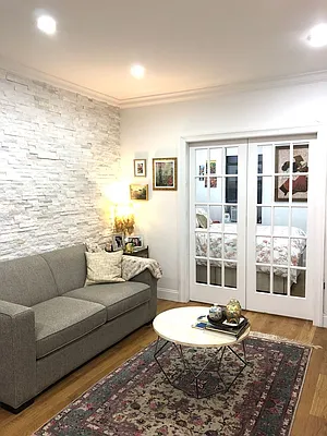 Rented by REAL New York | media 19
