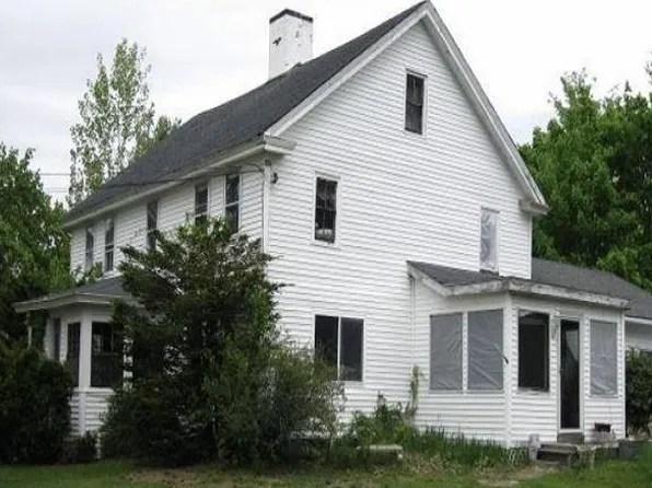 21 Old Rochester Road, Dover, NH 03820