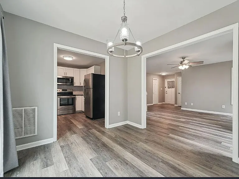 4837 Windbreak Ln — Photo 13
