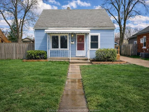 1118 Felix Ave, Windsor, ON N9C 3L7