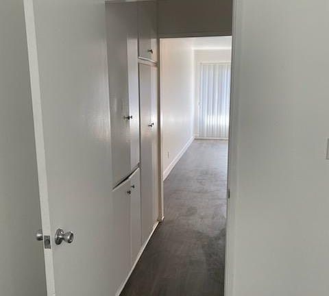 5th image of 1310 Venice Blvd #15