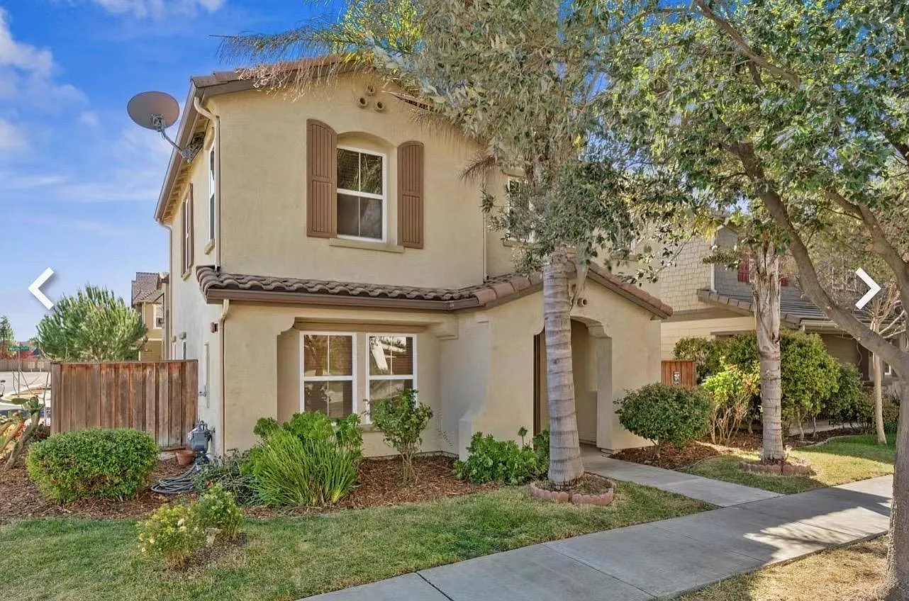 2678 Mack Way photo 1