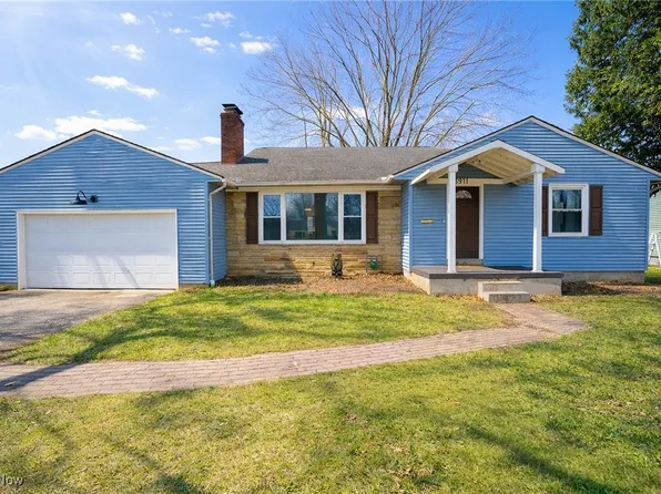 3911 Arden Blvd, Youngstown, OH 44511