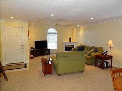 2nd image of 4766 Lincoln Pointe Dr
