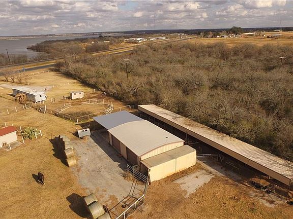 3rd image of 14215 S Us Highway 181