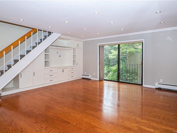 4th image of 500 Central Park Ave APT 438