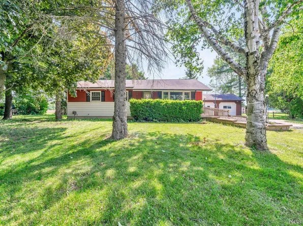 1710 Laclaff Ave, Lapeer, MI 48446