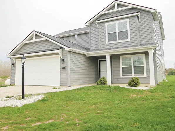 8301 N Hall Lake Rd, Kendallville, IN 46755