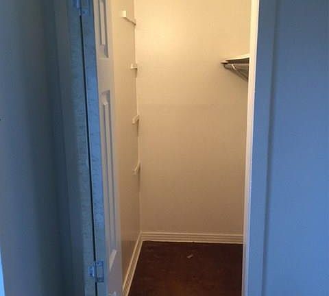 5th image of 2027 E 22nd St