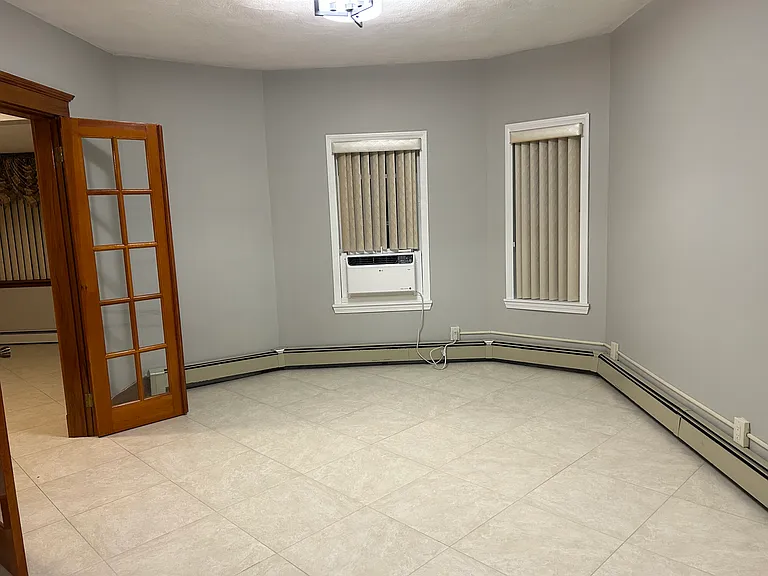 58 Maple St #2 — Photo 13
