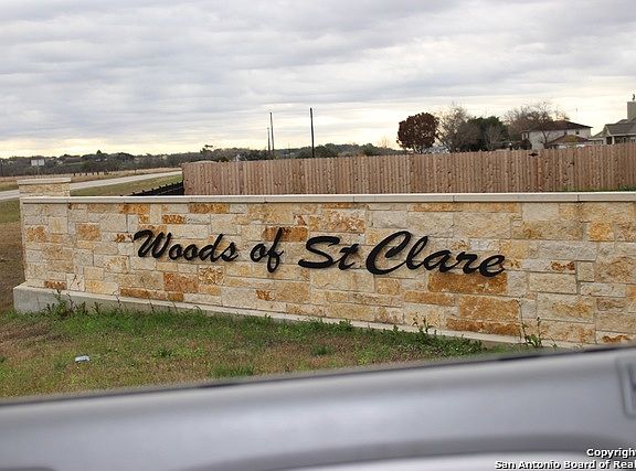 3rd image of 118 St Clare Wds