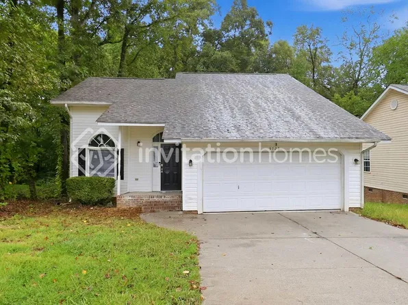 3725 Oakwood Rd, Charlotte, NC 28269