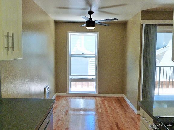 3rd image of 619 N San Mateo Dr APT 103