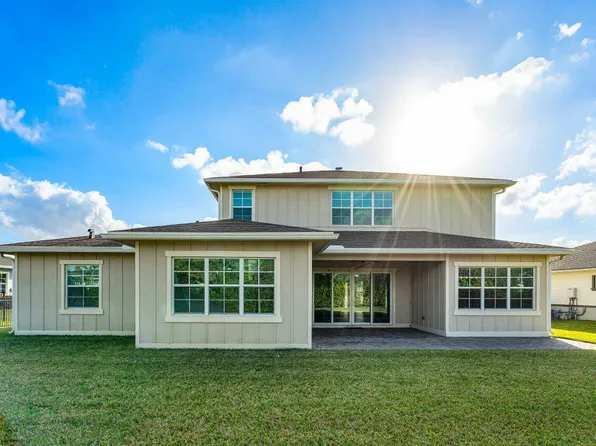 916 Hookline Circle, Loxahatchee, FL 33470