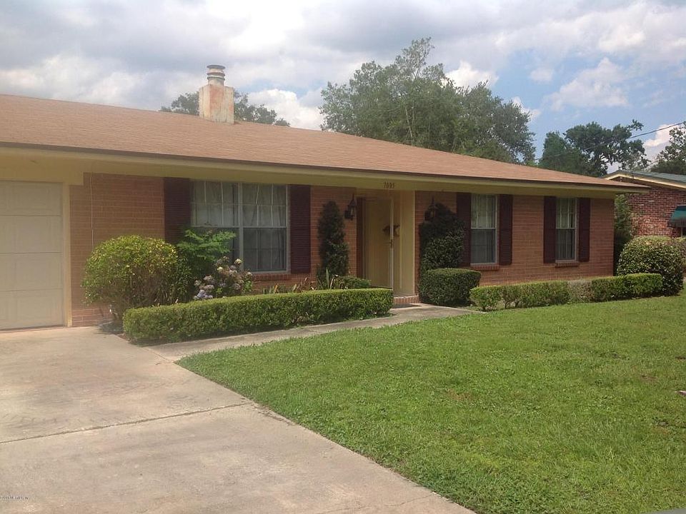 1st image of 7005 Hanson Dr N