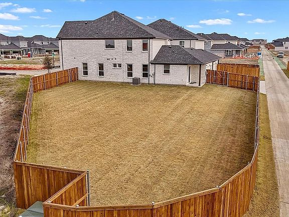 2nd image of 11503 Empress Dr