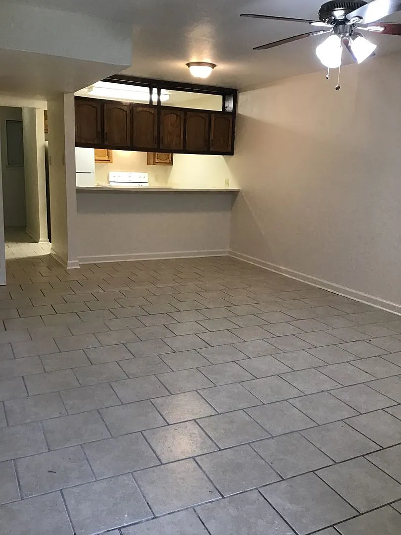 7652 Bles Ave — Photo 1