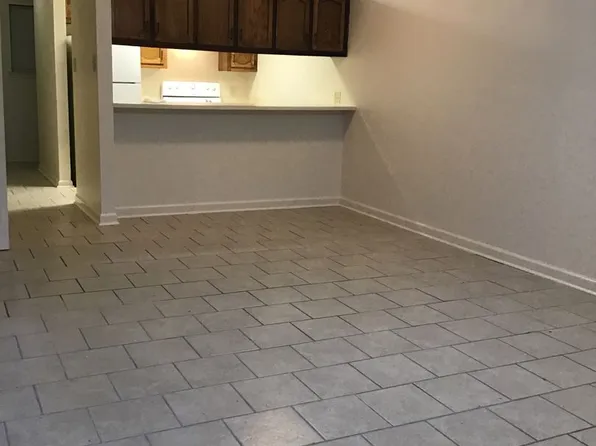 7652 Bles Ave, 7652 Audubon Lakes Dr #1, Baton Rouge, LA 70810