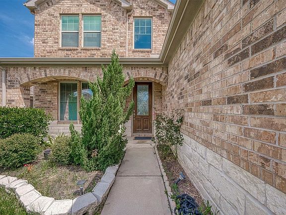 3rd image of 3718 Venosa Ct