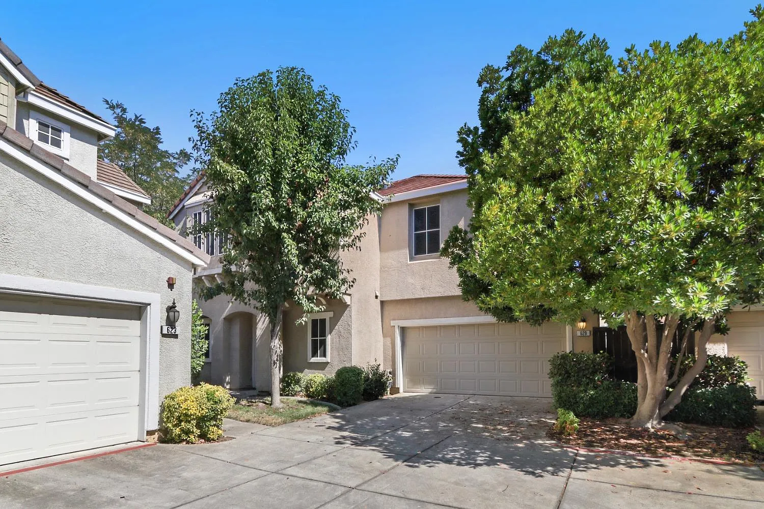 629 Navigator Dr photo 1