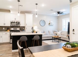 756 E Lark St #103, Gilbert, AZ 85297