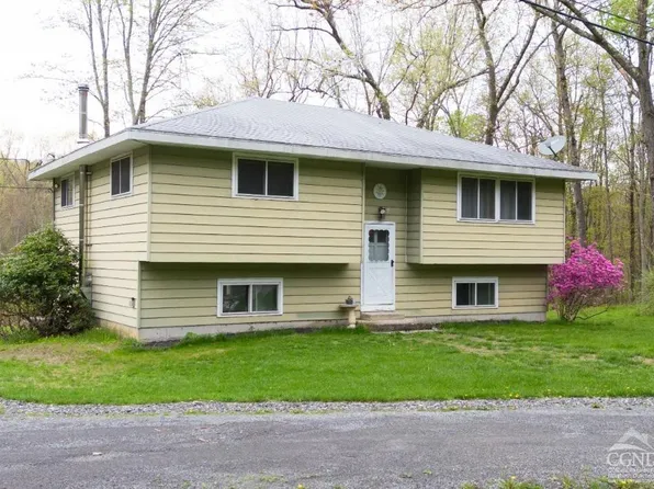 89 Chrysler Pond, Copake, NY 12516