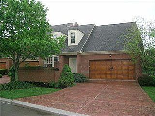5th image of 917 Taborlake Ct